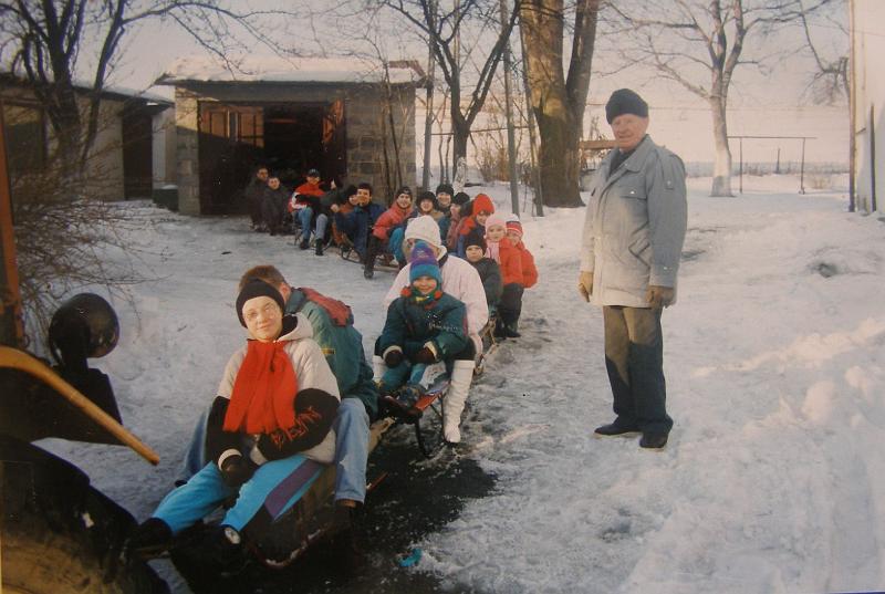 parafia polskokatolicka 1_86.jpg - Rok 1997 - 8 luty. Kulig dla dzieci